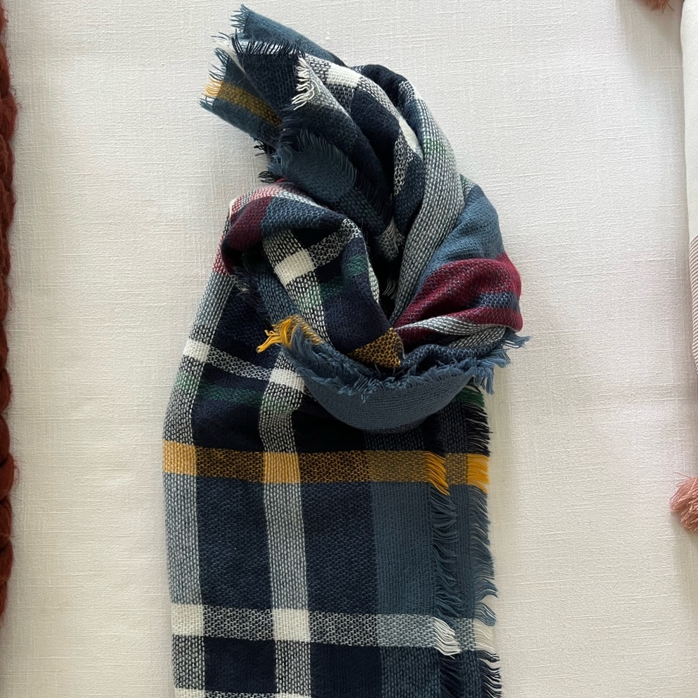 Nordstrom Women’s Scarf - Mutlicolor